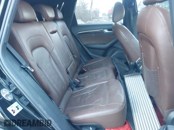 2014 Audi Q5 Premium Plus z VIN WA1LFAFP0EA014739, wystawiony jako IAAI lot #40776842 z przebiegiem 178 365 mil mil oraz . Historia ofert i sprzedaży dostępna na DreamBid. Obrazek 8.