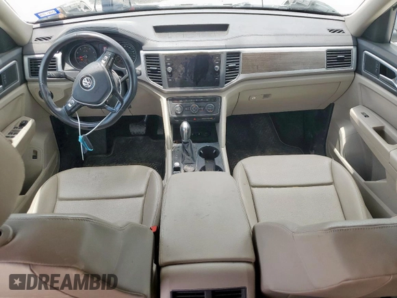 2018 Volkswagen Atlas SE with VIN 1V2LR2CA6JC536761, listed as a Copart auction lot 62390765 with 70,238 mi miles and Salvage title. Bid and sale history available at DreamBid. Image 8.