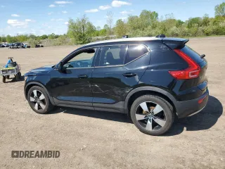 2019 Volvo XC40 Momentum z VIN YV4162XZ3K2009069, wystawiony jako Copart lot #56486375 z przebiegiem 89 718 mil mil oraz Szkoda całkowita • Salvage title. Historia ofert i sprzedaży dostępna na DreamBid. Obrazek 2.