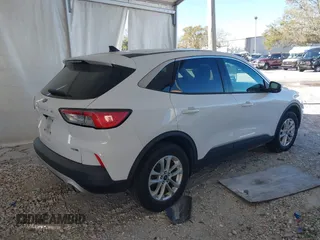 2020 Ford Escape SE z VIN 1FMCU9G65LUA37862, wystawiony jako IAAI lot #41679090 z przebiegiem 103 709 mil mil oraz . Historia ofert i sprzedaży dostępna na DreamBid. Obrazek 4.