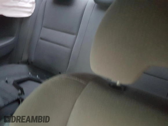 2011 Honda Civic с VIN 2HGFG1A34BH000359, выставлен на аукционе Copart как лот 68531324 с пробегом Не указан миль и Списание • Salvage title. История ставок и продаж доступна на DreamBid. Изображение 10.