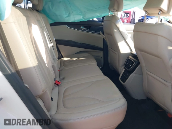 2016 Lincoln MKX Reserve with VIN 2LMTJ6LR4GBL75275, listed as a IAAI auction lot 41936550 with 76,177 mi miles. Bid and sale history available at carsss.com. Image 8.