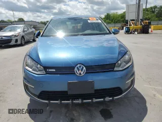 2016 Volkswagen Golf SE z VIN WVWKP7AU8GW916706, wystawiony jako Copart lot #53933495 z przebiegiem 62 427 mil mil oraz Szkoda całkowita • Salvage title. Historia ofert i sprzedaży dostępna na DreamBid. Obrazek 5.