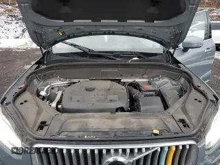 2022 Volvo XC90 Inscription with VIN YV4A22PL8N1871611, listed as a Copart auction lot 43710095 with 68,693 mi miles and Salvage title. Bid and sale history available at DreamBid. Image 12.
