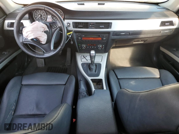 2007 BMW 3 Series 328i with VIN WBAWV13597P117499, listed as a Copart auction lot 42053095 with 230,508 mi miles and Salvage title. Bid and sale history available at DreamBid. Image 8.