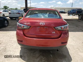 2016 Scion iA z VIN 3MYDLBZV5GY140680, wystawiony jako Copart lot #52776533 z przebiegiem 83 859 mil mil oraz . Historia ofert i sprzedaży dostępna na DreamBid. Obrazek 6.