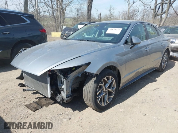 2020 Hyundai Sonata SEL z VIN 5NPEF4JA2LH060078, wystawiony jako IAAI lot #41830034 z przebiegiem 28 611 mil mil oraz . Historia ofert i sprzedaży dostępna na DreamBid. Obrazek 6.