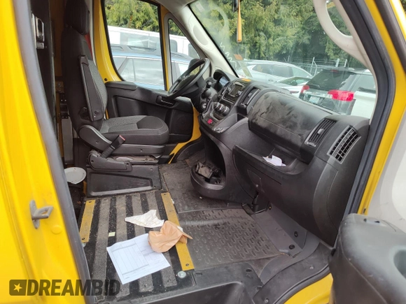 2018 Ram ProMaster Cargo with VIN 3C6TRVDG0JE121005, listed as a IAAI auction lot 42208436 with 156,179 mi miles and . Bid and sale history available at DreamBid. Image 1.