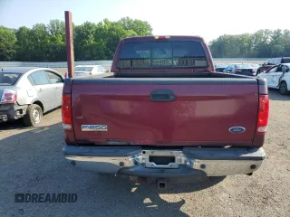 2006 Ford F-250 XL with VIN 1FTSW21536EA41022, listed as a Copart auction lot 62301375 with 122,922 mi miles and Salvage title. Bid and sale history available at DreamBid. Image 6.