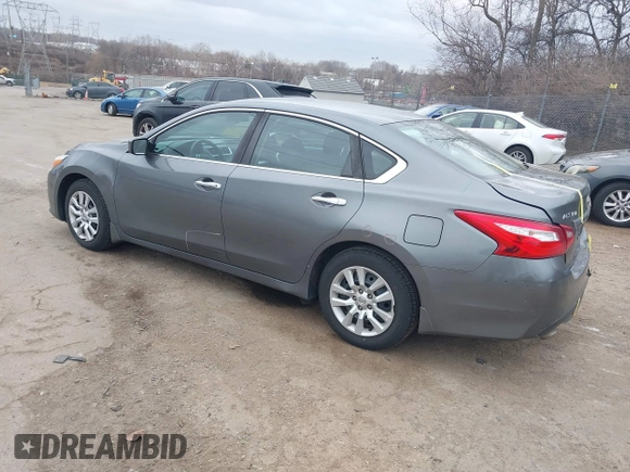 2017 Nissan Altima SV with VIN 1N4AL3AP5HC477001, listed as a IAAI auction lot 41737137 with 87,894 mi miles and . Bid and sale history available at carsss.com. Image 3.