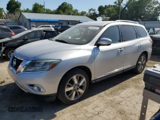 2013 Nissan Pathfinder SL z VIN 5N1AR2MN5DC653208, wystawiony jako Copart lot #58051035 z przebiegiem 119 641 mil mil oraz Szkoda całkowita • Salvage title. Historia ofert i sprzedaży dostępna na DreamBid. Obrazek 1.