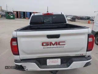 2023 GMC Canyon 4WD AT4 with VIN 1GTP6DEK0P1221777, listed as a IAAI auction lot 41564754 with 21,974 mi miles. Bid and sale history available at carsss.com. Image 16.
