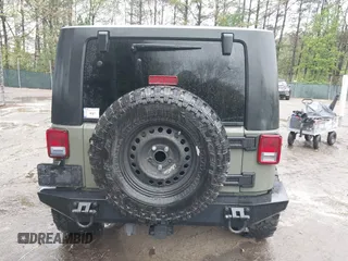 2007 Jeep Wrangler X with VIN 1J4FA24127L231409, listed as a IAAI auction lot 41971429 with 181,855 mi miles and . Bid and sale history available at carsss.com. Image 16.