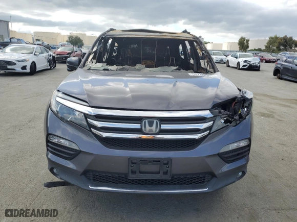 2017 Honda Pilot Touring with VIN 5FNYF6H93HB052002, listed as a Copart auction lot 50740585 with 0 mi miles and Salvage Title. Bid and sale history available at carsss.com. Image 5.