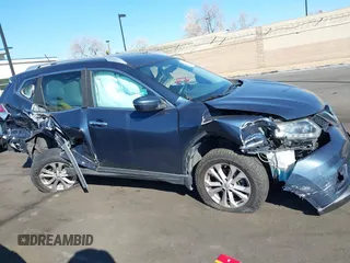 2016 Nissan Rogue SV with VIN KNMAT2MT5GP629279, listed as a IAAI auction lot 41670319 with 110,761 mi miles. Bid and sale history available at carsss.com. Image 14.