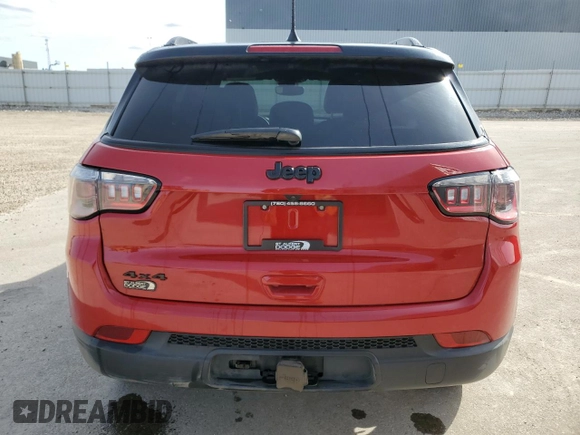 2024 Jeep Compass Latitude Lux z VIN 3C4NJDFNXRT579012, wystawiony jako Copart lot #53062435 z przebiegiem 16 982 mil mil oraz Czysty tytuł • Clean title. Historia ofert i sprzedaży dostępna na DreamBid. Obrazek 6.