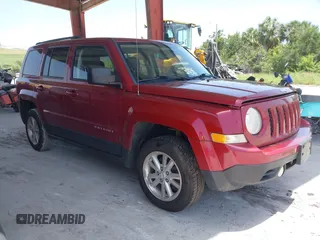 2013 Jeep Patriot Sport z VIN 1C4NJRBB9DD180518, wystawiony jako IAAI lot #42473518 z przebiegiem 167 520 mil mil oraz . Historia ofert i sprzedaży dostępna na DreamBid. Obrazek 1.