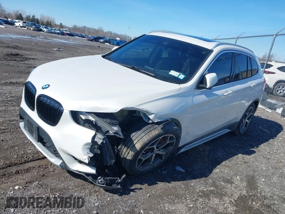 2019 BMW X1 xDrive28i with VIN WBXHT3C58K5N05523, listed as a IAAI auction lot 41752675 with 63,861 mi miles. Bid and sale history available at carsss.com. Image 17.