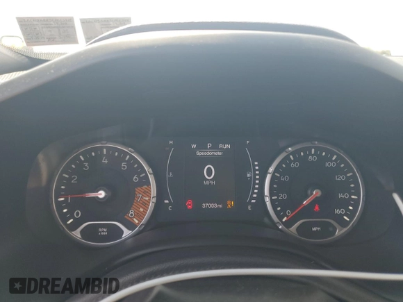 2020 Jeep Renegade Latitude with VIN ZACNJABB2LPL62415, listed as a Copart auction lot 55573955 with 37,003 mi miles and Clean Title. Bid and sale history available at carsss.com. Image 9.