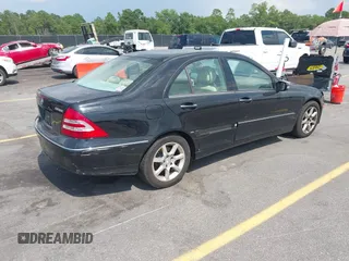 2007 Mercedes-Benz C with VIN WDBRF87HX7F889041, listed as a IAAI auction lot 42648400 with 218,227 mi miles and . Bid and sale history available at DreamBid. Image 4.