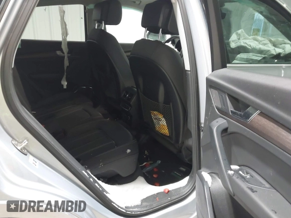 2021 Audi Q5 Premium with VIN WA1AAAFY1M2018483, listed as a IAAI auction lot 41606572 with 39,647 mi miles. Bid and sale history available at carsss.com. Image 8.