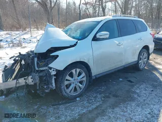 2018 Nissan Pathfinder SV with VIN 5N1DR2MM2JC613054, listed as a IAAI auction lot 41394578 with NaN miles. Bid and sale history available at carsss.com. Image 17.