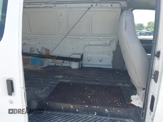 2001 Ford Econoline Cargo z VIN 1FTNE24291HB20980, wystawiony jako IAAI lot #42396814 z przebiegiem 182 594 mil mil oraz . Historia ofert i sprzedaży dostępna na DreamBid. Obrazek 8.