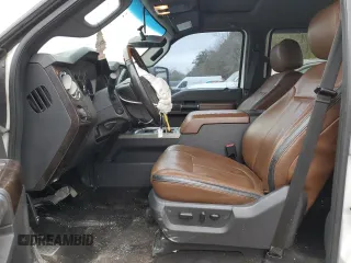 2015 Ford F-350 Lariat z VIN 1FT8W3DT5FEC62650, wystawiony jako Copart lot #87615005 z przebiegiem 177 542 mil mil oraz Szkoda całkowita • Salvage title. Historia ofert i sprzedaży dostępna na DreamBid. Obrazek 7.