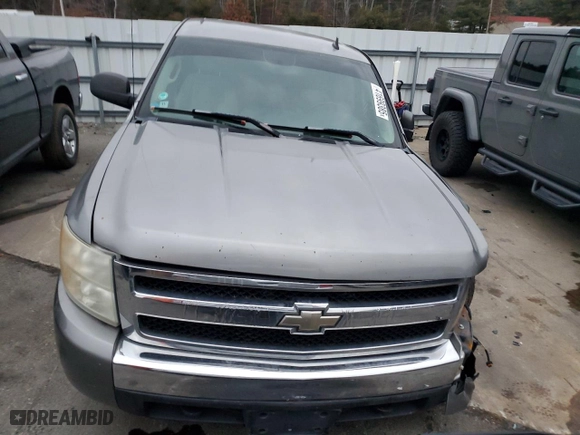 2008 Chevrolet Silverado 1500 LT w/2LT with VIN 2GCEC19J881210019, listed as a Copart auction lot 41699385 with 168,940 mi miles and Salvage Title. Bid and sale history available at carsss.com. Image 5.