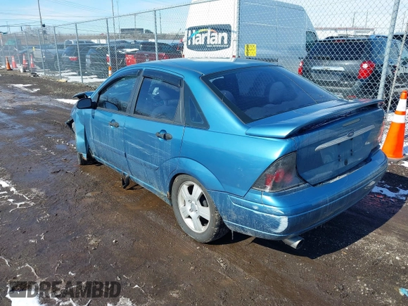 2001 Ford Focus SE with VIN 1FAFP34P21W285724, listed as a IAAI auction lot 41622145 with 251,726 mi miles and . Bid and sale history available at carsss.com. Image 3.