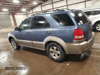 2004 Kia Sorento LX with VIN KNDJC733145246316, listed as a Copart auction lot 88092335 with 0 mi miles and Clean Title. Bid and sale history available at carsss.com. Image 2.