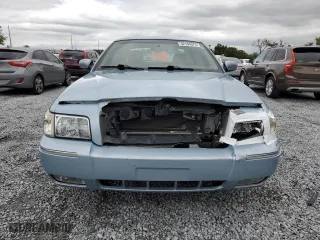 2009 Mercury Grand Marquis LS with VIN 2MEHM75V39X625512, listed as a Copart auction lot 52104375 with 32,521 mi miles and Salvage Title. Bid and sale history available at carsss.com. Image 5.