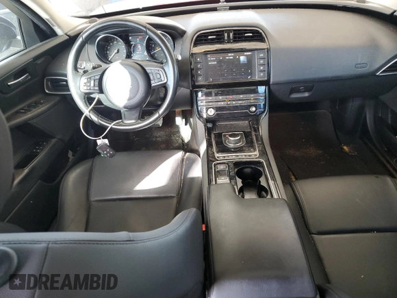 2018 Jaguar XE 25t Premium with VIN SAJAD4FXXJCP20086, listed as a Copart auction lot 78328724 with 105,887 mi miles and Salvage Title. Bid and sale history available at carsss.com. Image 8.