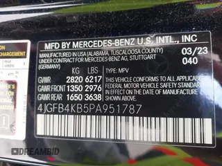 2023 Mercedes-Benz GLE 350 with VIN 4JGFB4KB5PA951787, listed as a IAAI auction lot 41578652 with 22,239 mi miles and . Bid and sale history available at DreamBid. Image 9.