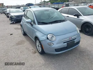 2013 FIAT 500 Pop z VIN 3C3CFFAR6DT566589, wystawiony jako IAAI lot #42273230 z przebiegiem 134 496 mil mil oraz . Historia ofert i sprzedaży dostępna na DreamBid. Obrazek 1.