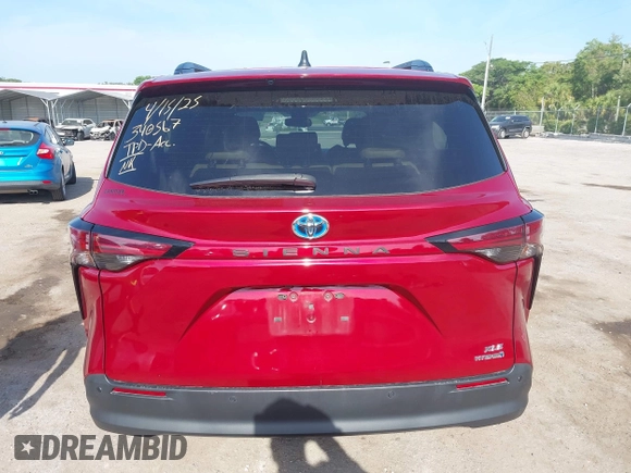 2021 Toyota Sienna XLE z VIN 5TDYRKEC2MS028134, wystawiony jako IAAI lot #42152640 z przebiegiem 107 427 mil mil oraz . Historia ofert i sprzedaży dostępna na DreamBid. Obrazek 16.