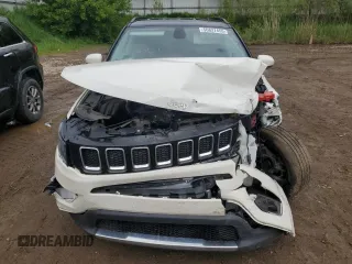 2019 Jeep Compass Limited z VIN 3C4NJDCB1KT826322, wystawiony jako Copart lot #56827455 z przebiegiem 64 778 mil mil oraz Czysty tytuł • Clean title. Historia ofert i sprzedaży dostępna na DreamBid. Obrazek 5.
