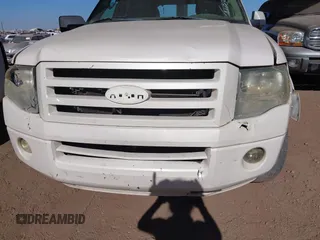 2007 Ford Expedition Limited with VIN 1FMFU19577LA77312, listed as a IAAI auction lot 41650038 with 249,558 mi miles. Bid and sale history available at carsss.com. Image 6.