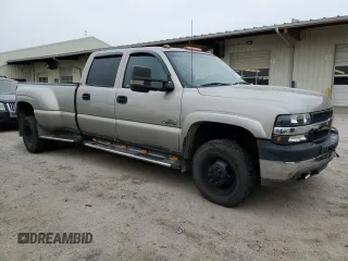 2002 Chevrolet Silverado 3500 LT with VIN 1GCJK33192F113210, listed as a Copart auction lot 44594665 with 159,186 mi miles and Salvage Title. Bid and sale history available at carsss.com. Image 4.