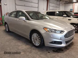 2015 Ford Fusion SE Hybrid with VIN 3FA6P0LU7FR266702, listed as a IAAI auction lot 41390791 with 94,465 mi miles. Bid and sale history available at carsss.com. Image 1.