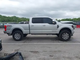 2017 Ford F-250 Lariat with VIN 1FT7W2BT0HED15184, listed as a IAAI auction lot 42133773 with 88,679 mi miles and . Bid and sale history available at DreamBid. Image 13.