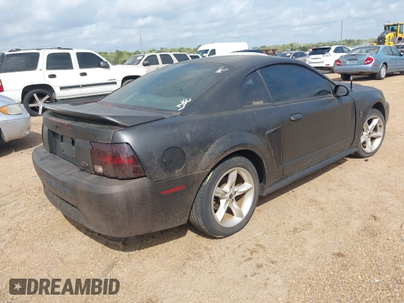 2000 Ford Mustang with VIN 1FAFP4049YF192453, listed as a IAAI auction lot 41937024 with 199,893 mi miles. Bid and sale history available at carsss.com. Image 4.