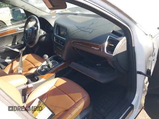 2012 Audi Q5 3.2L Premium Plus with VIN WA1DKAFP5CA058541, listed as a IAAI auction lot 41658191 with 999,999 mi miles. Bid and sale history available at carsss.com. Image 5.