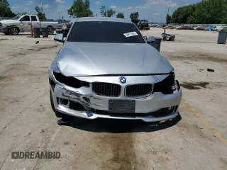 2014 BMW 3 Series 320i xDrive с VIN WBA3C3C58EP662305, выставлен на аукционе Copart как лот 62811895 с пробегом 43 793 миль миль и Списание • Salvage title. История ставок и продаж доступна на DreamBid. Изображение 5.