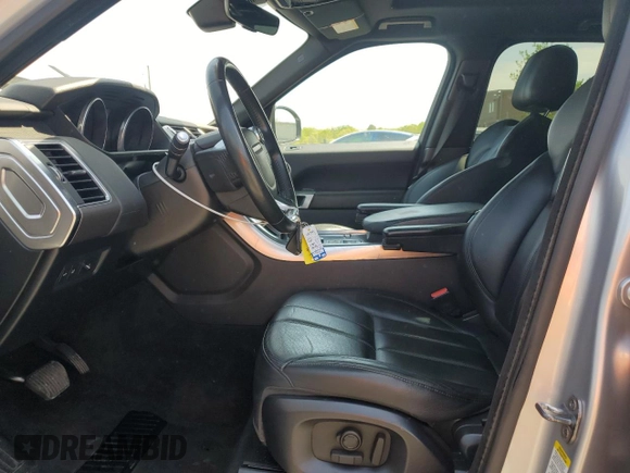 2017 Land Rover Range Rover Sport SE z VIN SALWG2FV5HA153086, wystawiony jako Copart lot #54927855 z przebiegiem 124 304 mil mil oraz Szkoda całkowita • Salvage title. Historia ofert i sprzedaży dostępna na DreamBid. Obrazek 7.