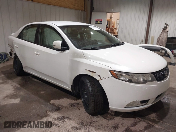 2013 Kia Forte SX with VIN KNAFW4A34D5669077, listed as a IAAI auction lot 41951317 with 96,509 mi miles. Bid and sale history available at carsss.com. Image 6.
