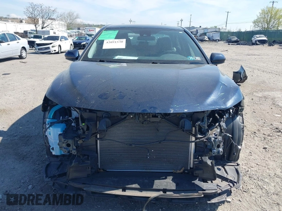 2019 Toyota Camry LE with VIN 4T1B11HK3KU254083, listed as a IAAI auction lot 42091530 with 26,635 mi miles and . Bid and sale history available at DreamBid. Image 12.