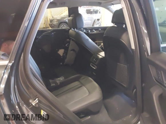 2020 Audi Q5 Premium with VIN WA1ANAFY8L2025272, listed as a IAAI auction lot 41891966 with 76,626 mi miles and . Bid and sale history available at DreamBid. Image 8.