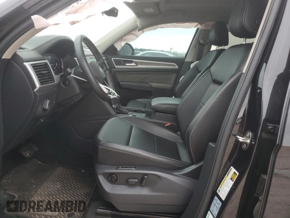 2021 Volkswagen Atlas SEL with VIN 1V2ER2CAXMC558114, listed as a Copart auction lot 55573455 with 49,296 mi miles and Salvage title. Bid and sale history available at DreamBid. Image 7.