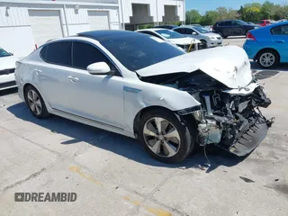 2016 Kia Optima EX z VIN KNAGN4AD4G5093270, wystawiony jako IAAI lot #41835657 z przebiegiem 150 892 mil mil oraz . Historia ofert i sprzedaży dostępna na DreamBid. Obrazek 1.